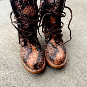 Freebird by Steven-Manchester Boots